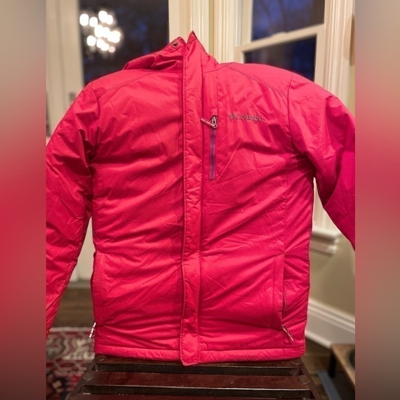Boys red Columbia puffer - Picture 11 of 16